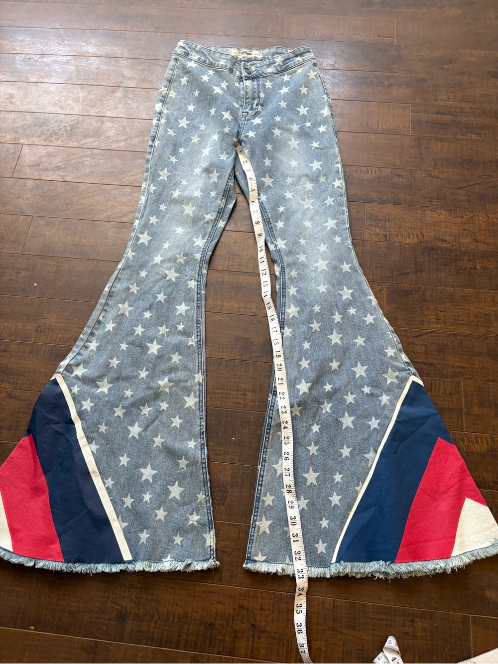 Rock n Roll Americana Star print denim bell bottom jeans - Picture 7 of 13